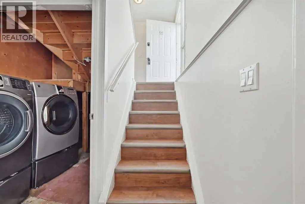 11 Martinwood Road NE