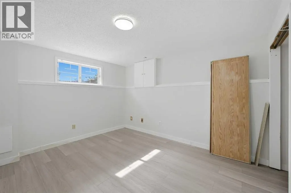 11 Martinwood Road NE