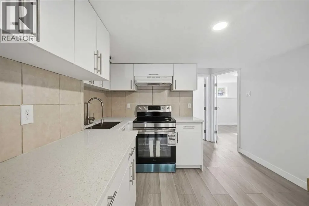 11 Martinwood Road NE