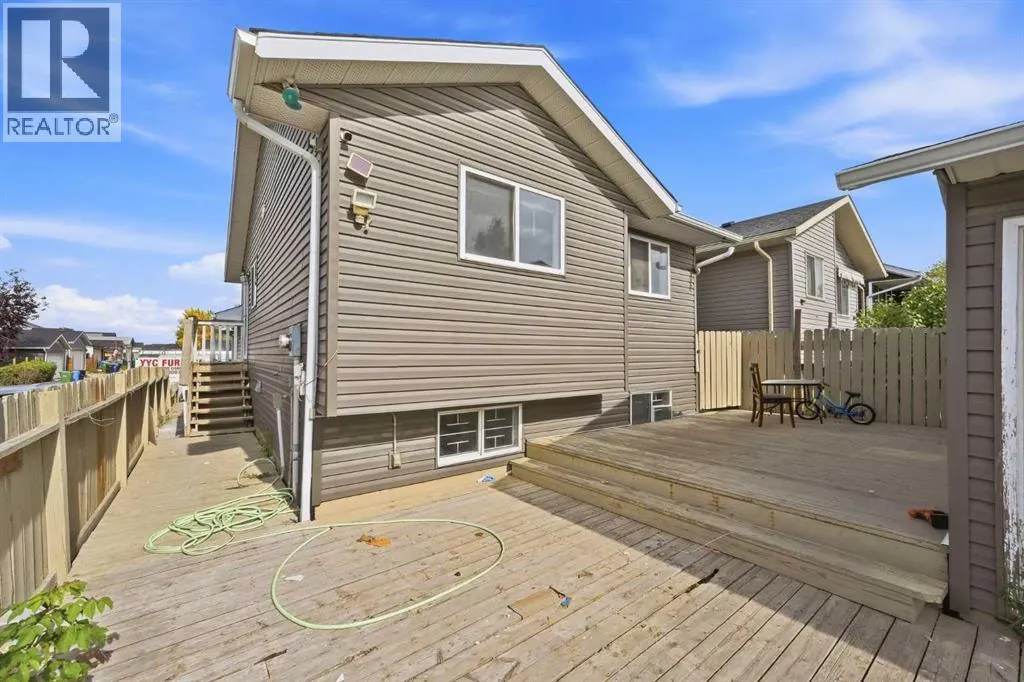 11 Martinwood Road NE