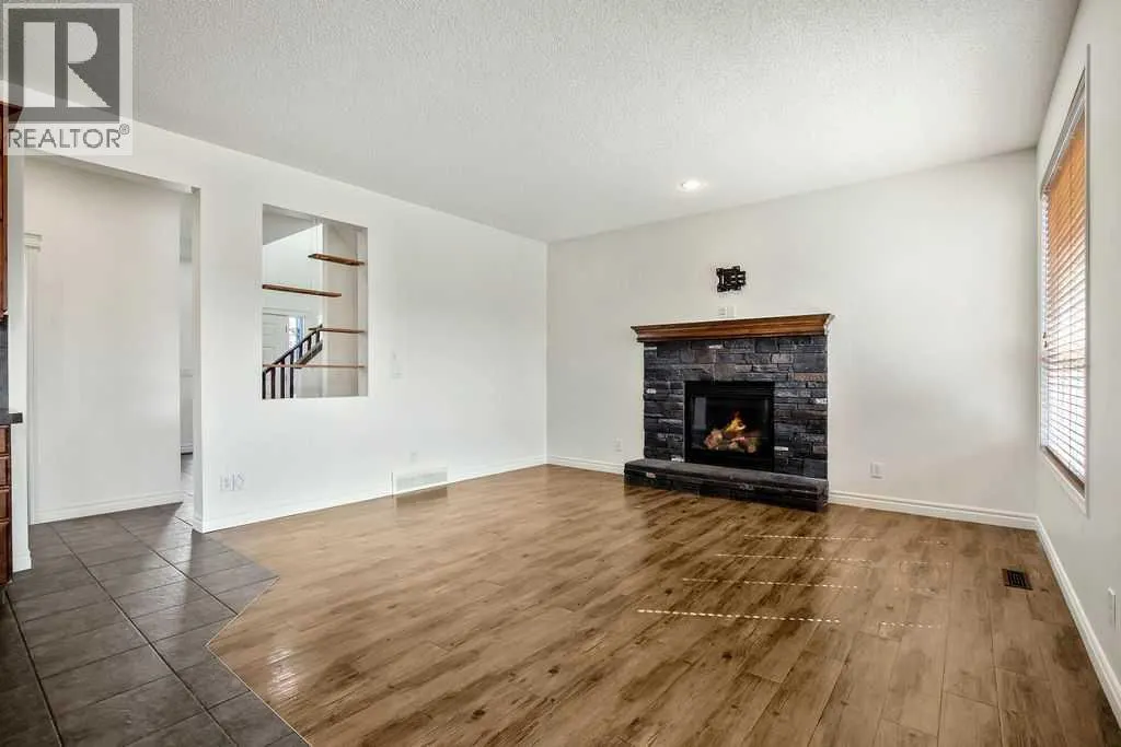 134 Prestwick Terrace SE