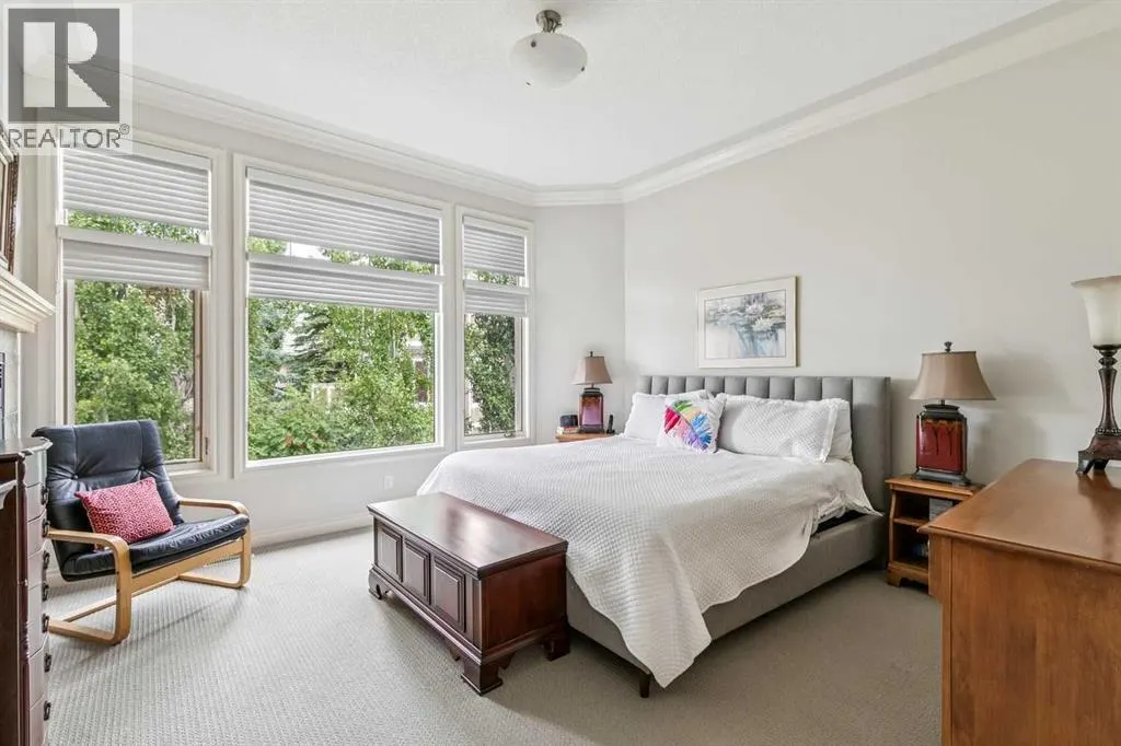 44 Evergreen Lane SW