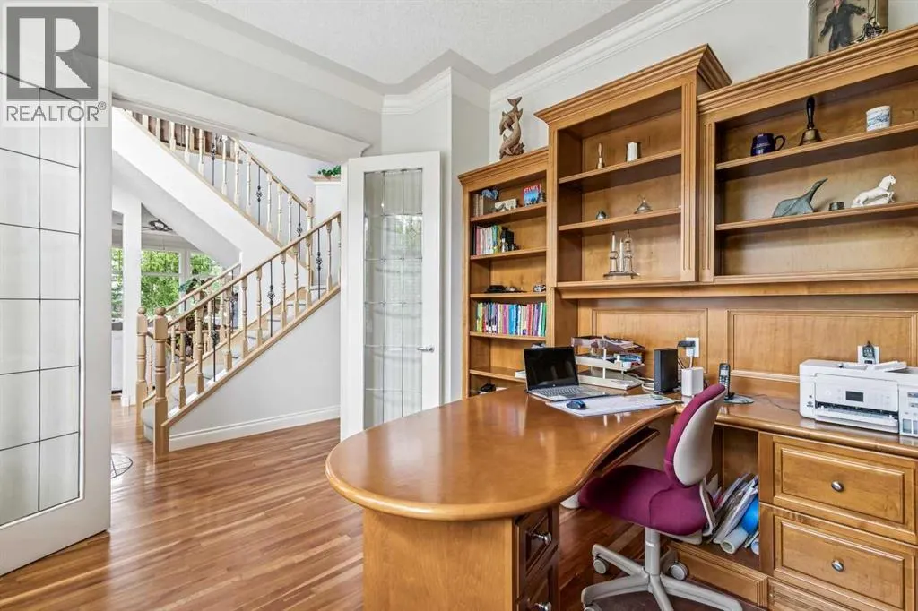 44 Evergreen Lane SW