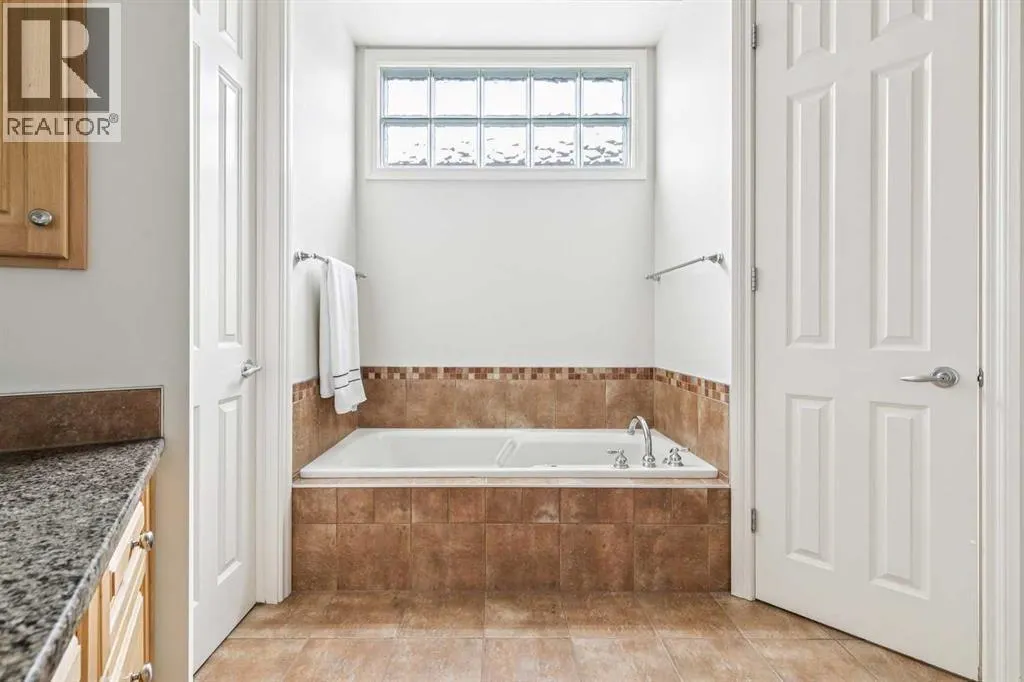 44 Evergreen Lane SW