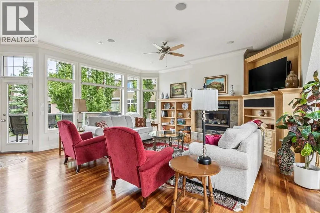 44 Evergreen Lane SW