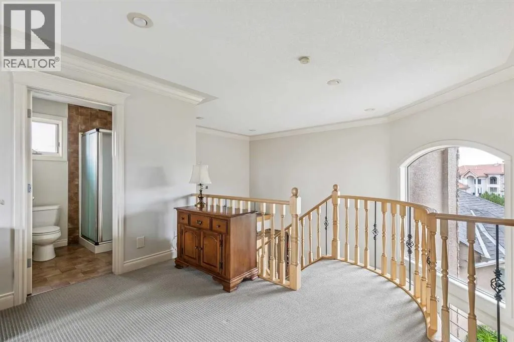 44 Evergreen Lane SW
