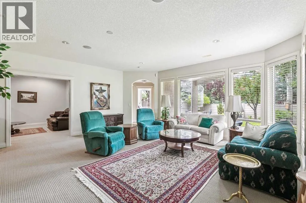 44 Evergreen Lane SW