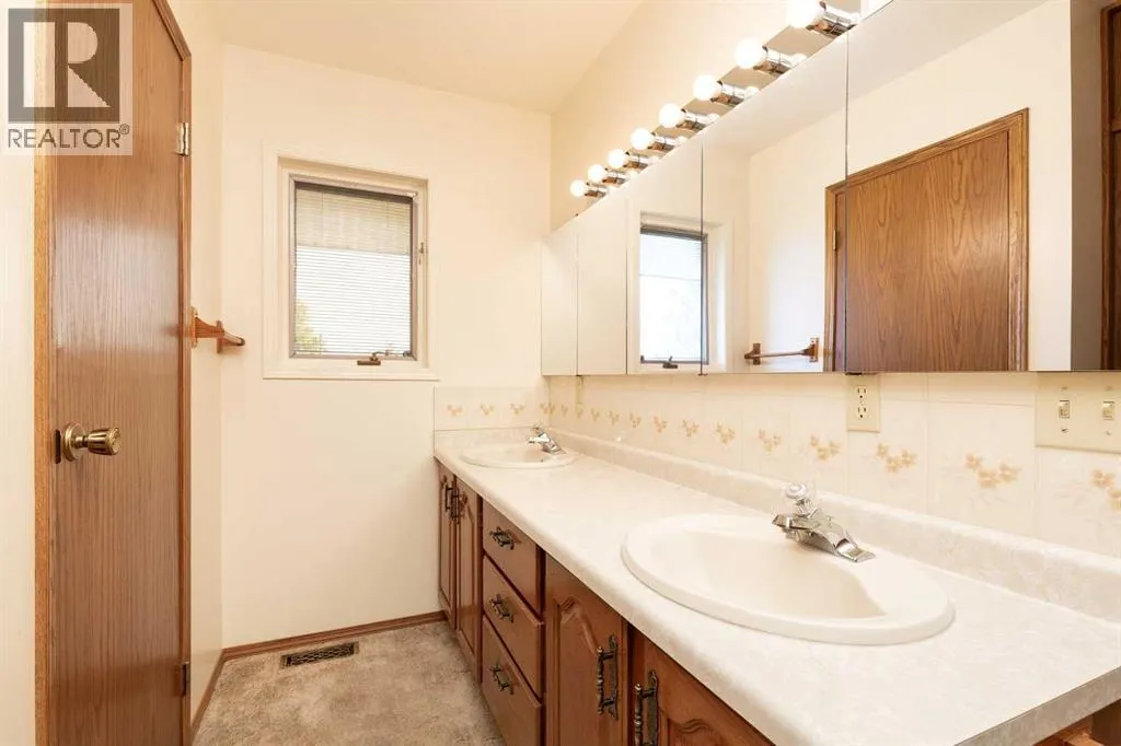 262 Fairway Drive