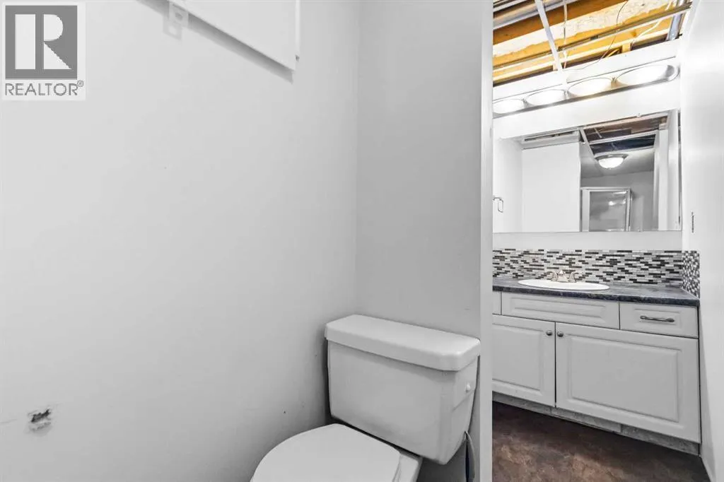 25 Crescent Heights