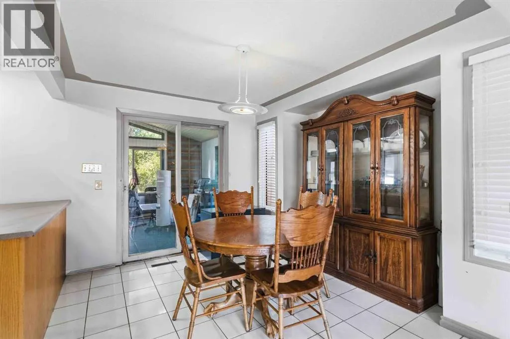 25 Crescent Heights