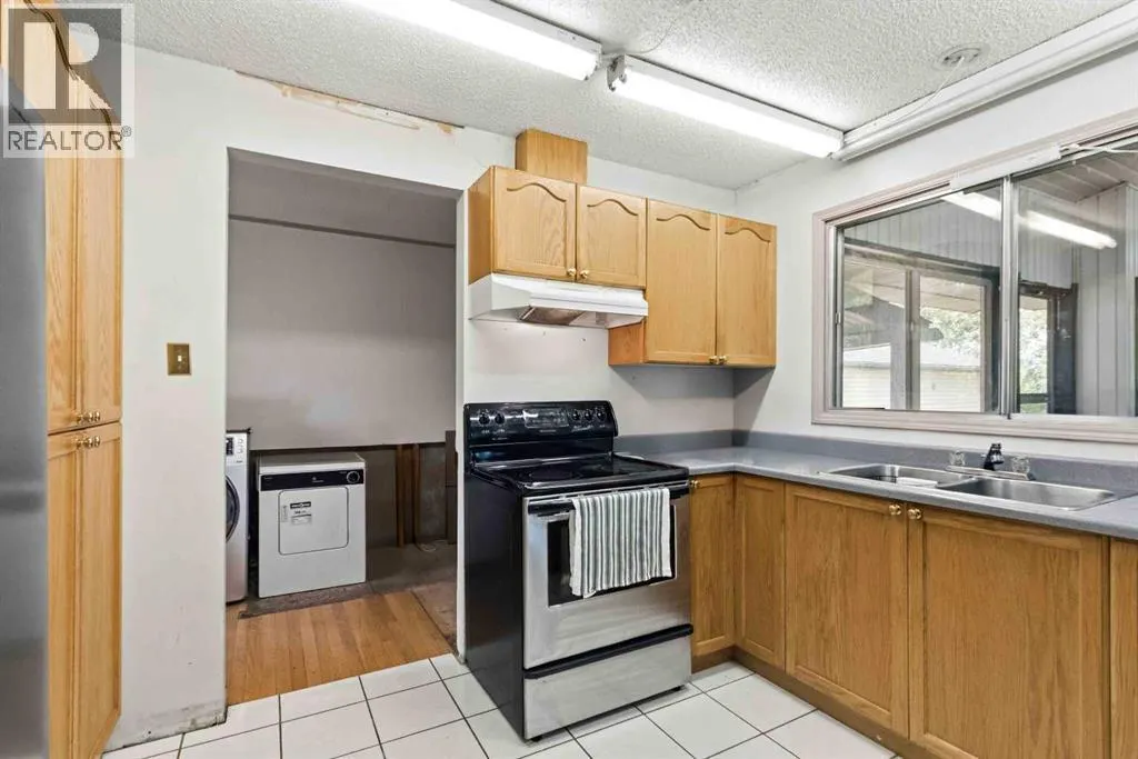 25 Crescent Heights