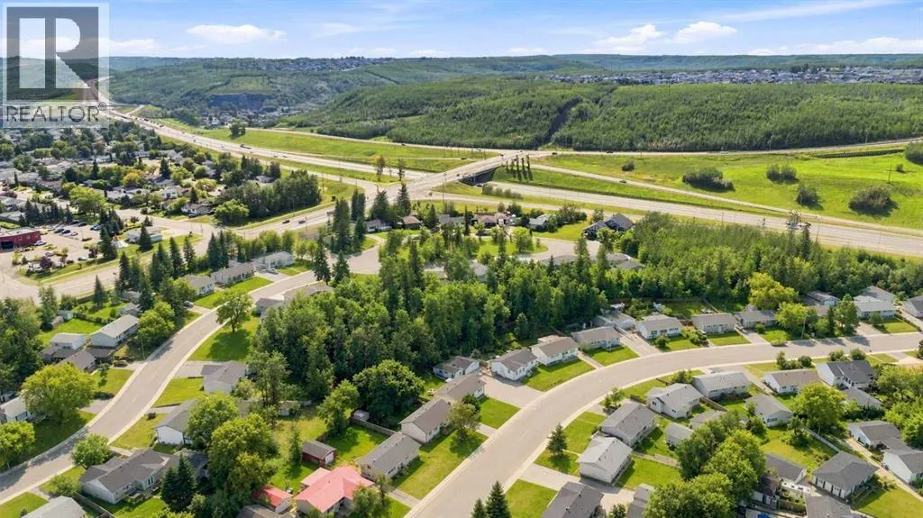 25 Crescent Heights