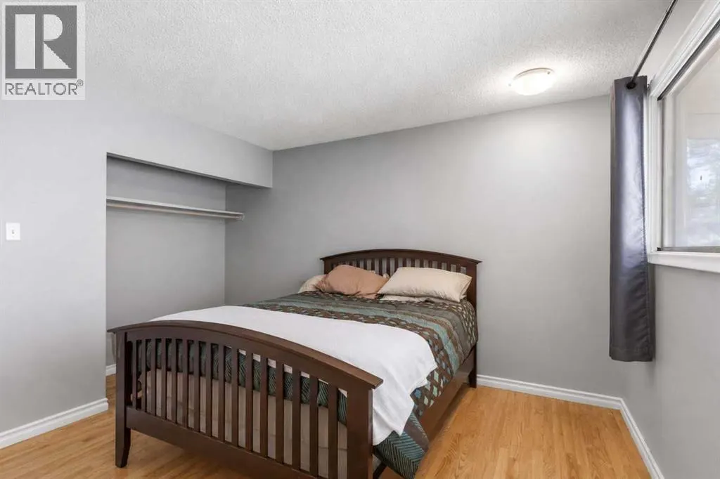 25 Crescent Heights