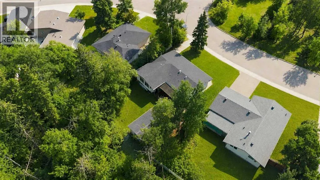 25 Crescent Heights