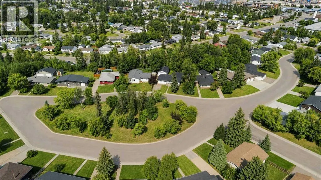25 Crescent Heights