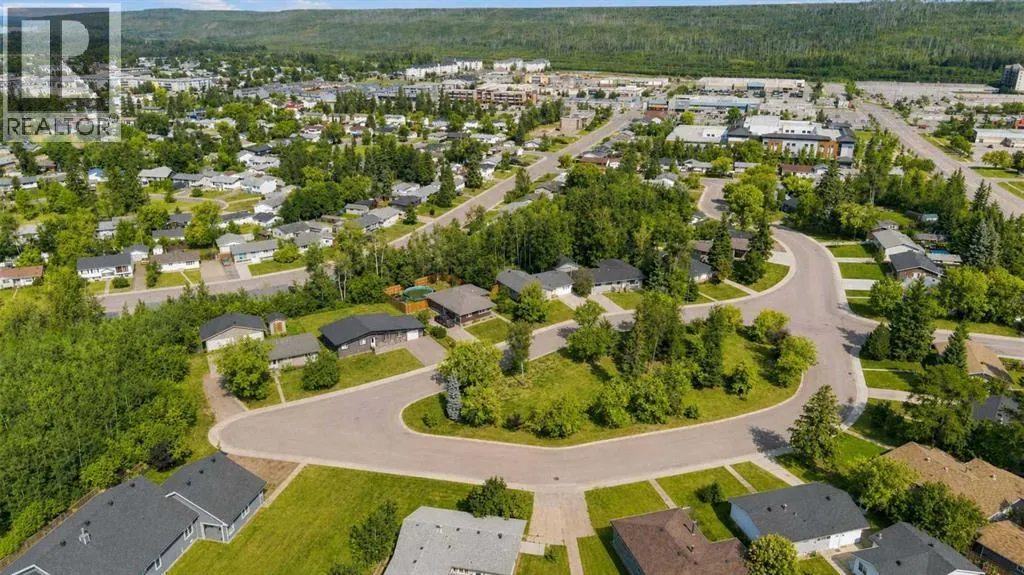 25 Crescent Heights