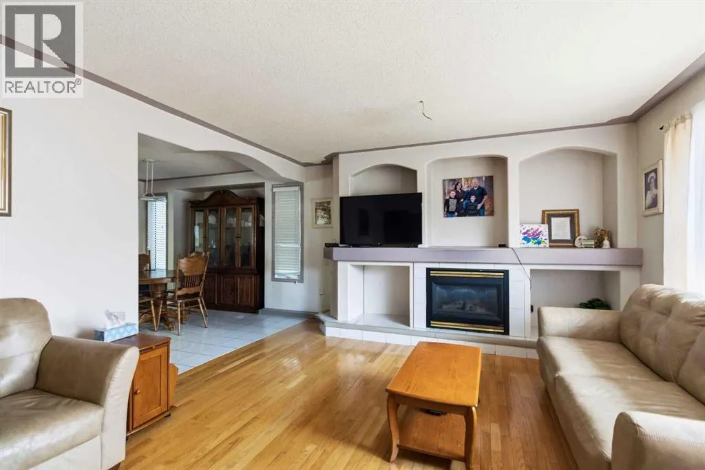 25 Crescent Heights