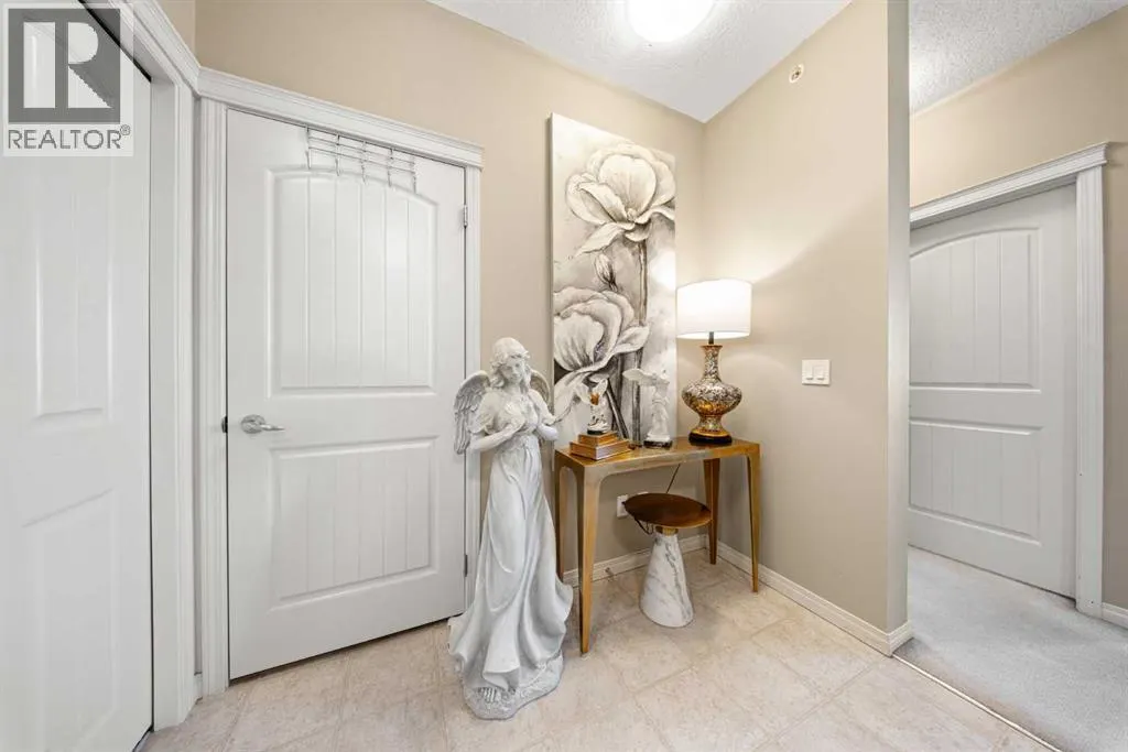408, 102 Cranberry Park SE