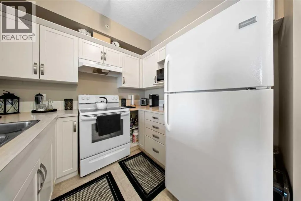 408, 102 Cranberry Park SE