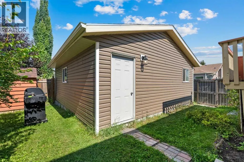 327 Shawbrooke Circle SW