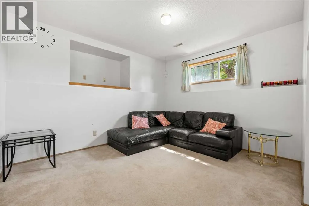327 Shawbrooke Circle SW