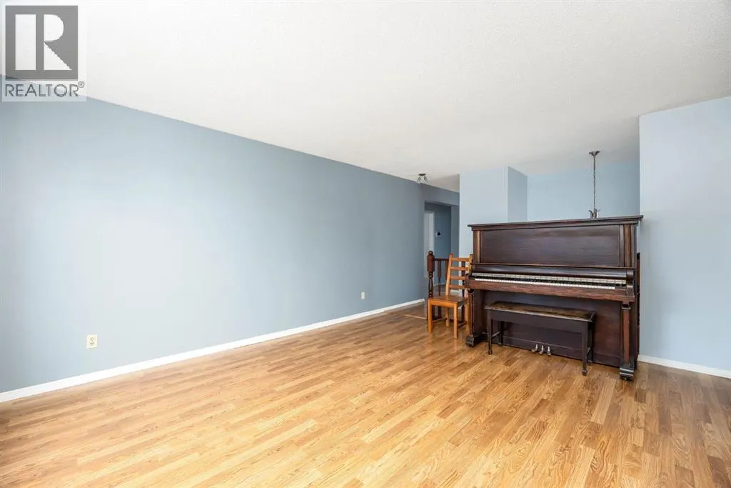 276 Cochrane Crescent