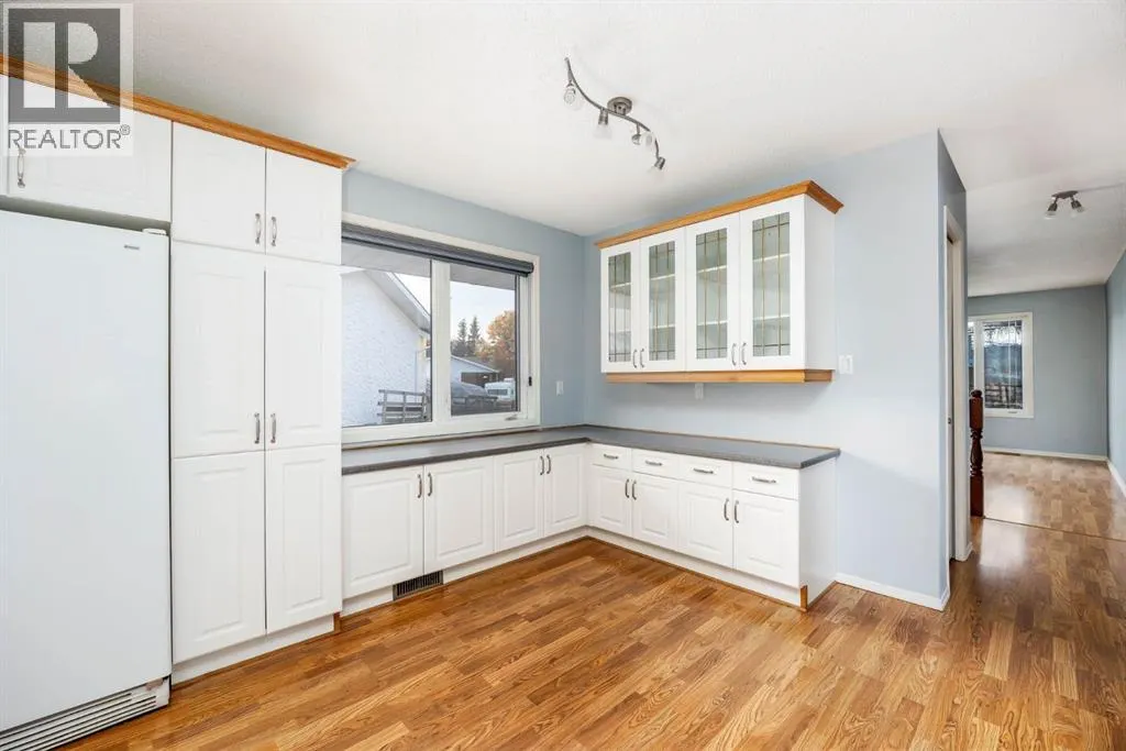 276 Cochrane Crescent