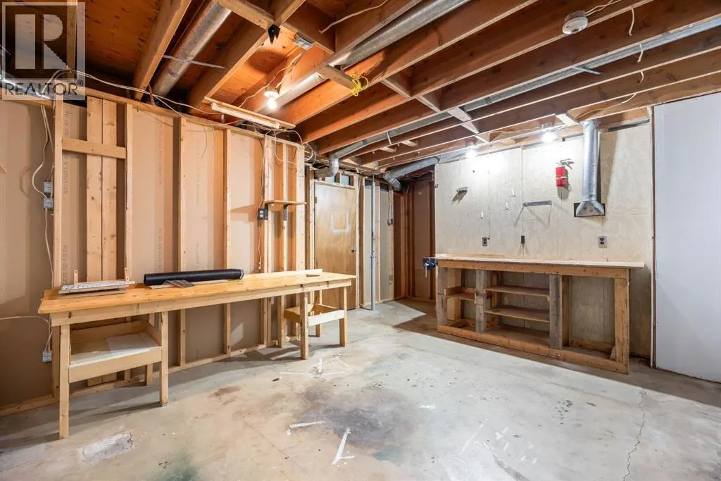 276 Cochrane Crescent