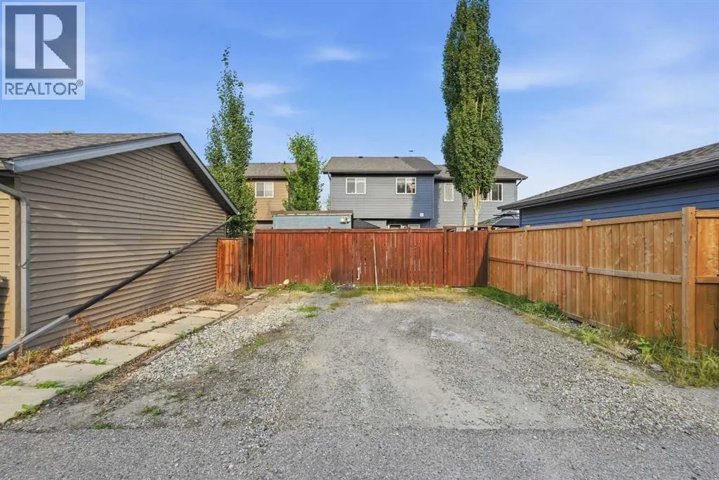 279 Everstone Drive SW