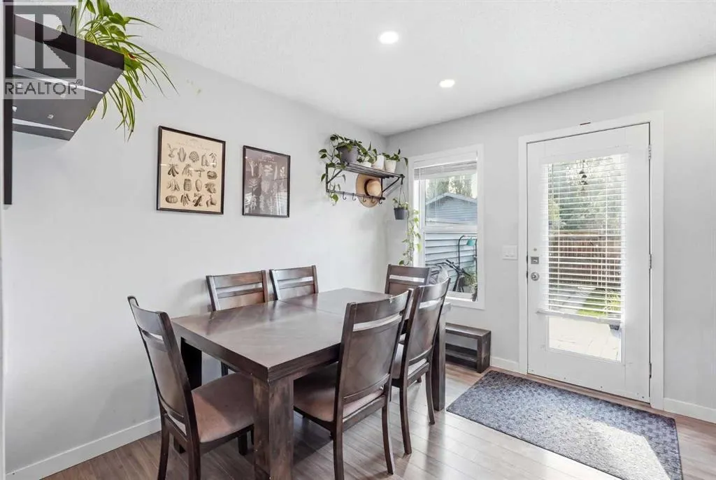 279 Everstone Drive SW