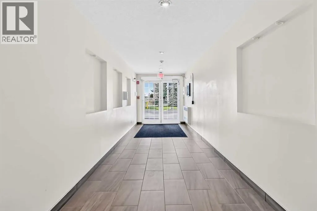 1414, 99 Copperstone Park SE