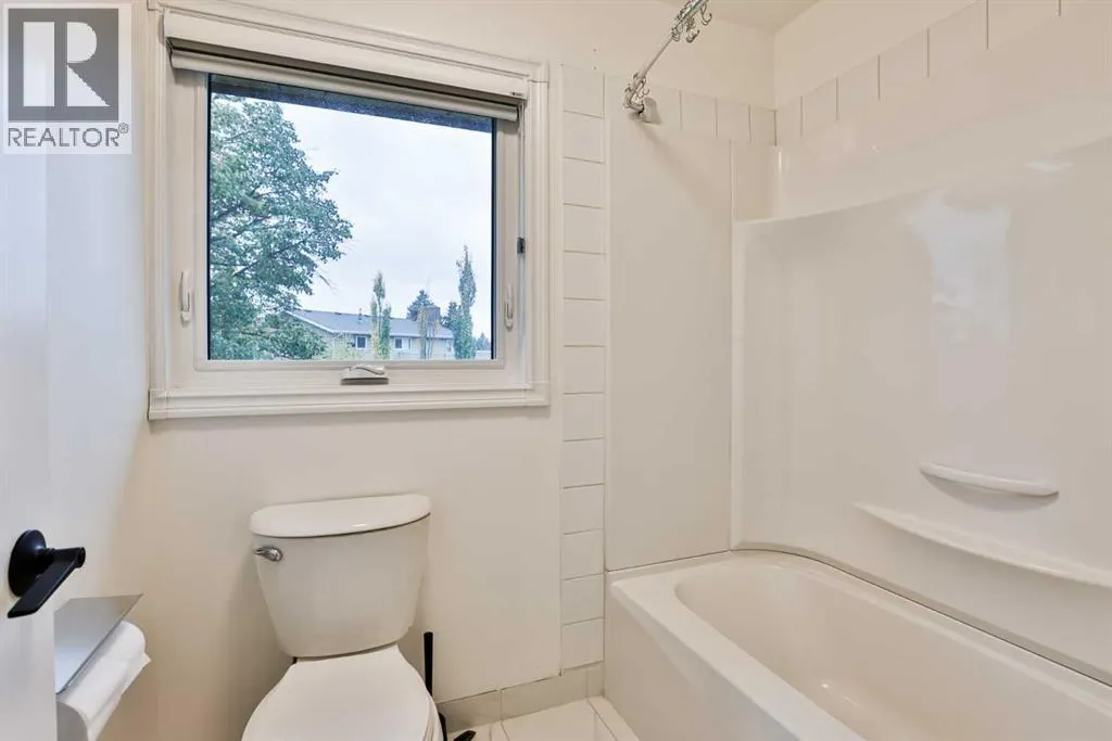 88 Lafayette Boulevard W