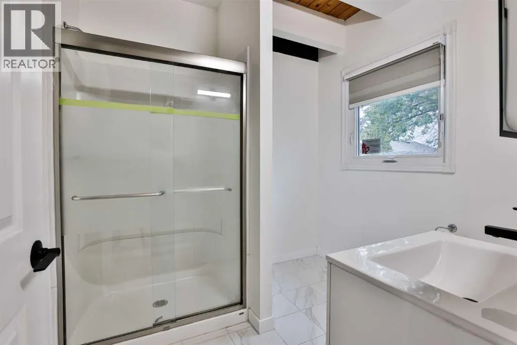 88 Lafayette Boulevard W