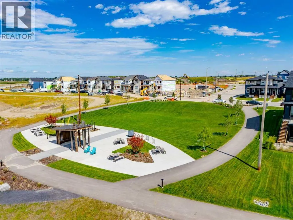 13 Silverton Glen Bay SW
