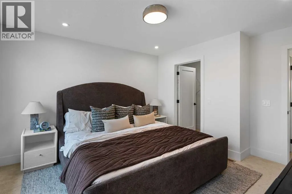 13 Silverton Glen Bay SW