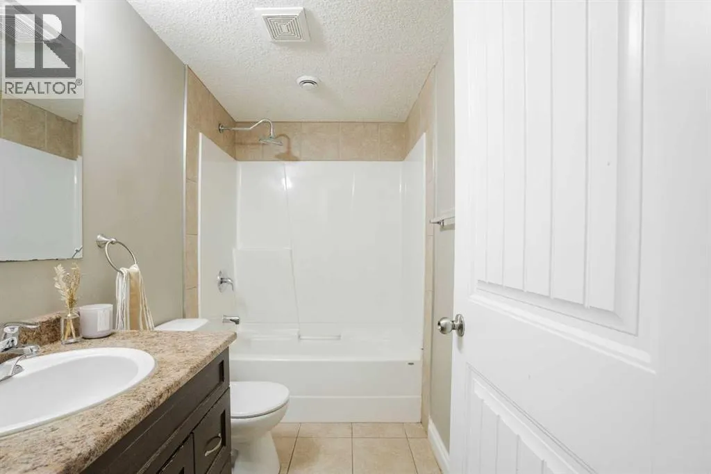 185 Gravelstone Way