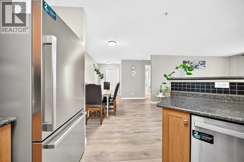 3116, 10 Prestwick Bay SE