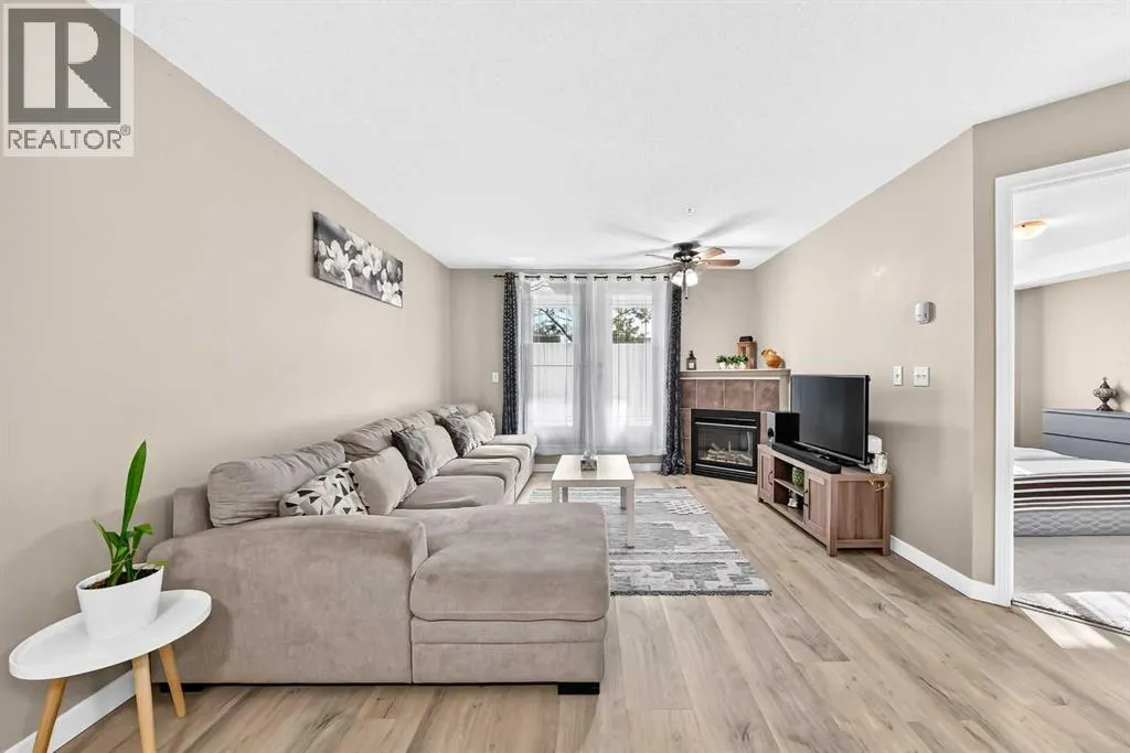 3116, 10 Prestwick Bay SE