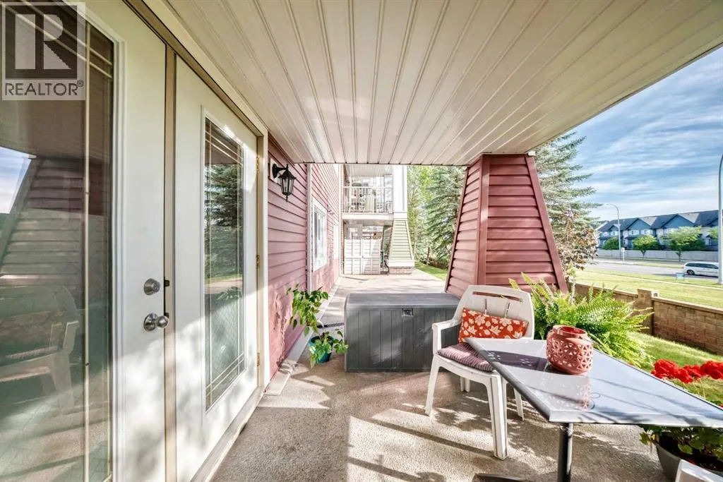 3116, 10 Prestwick Bay SE