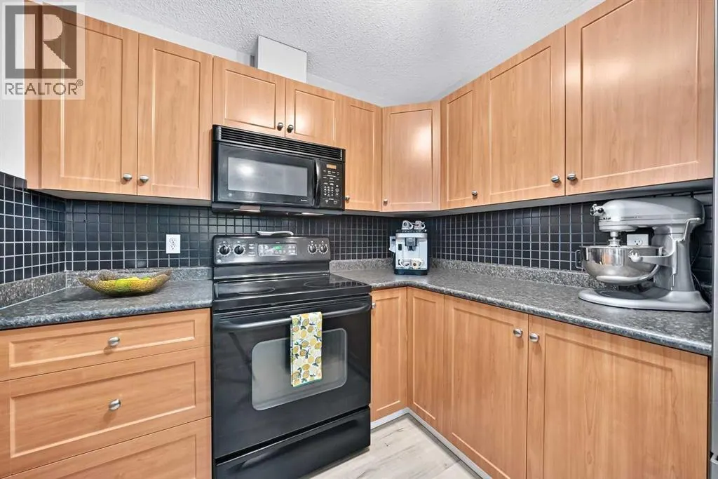 3116, 10 Prestwick Bay SE
