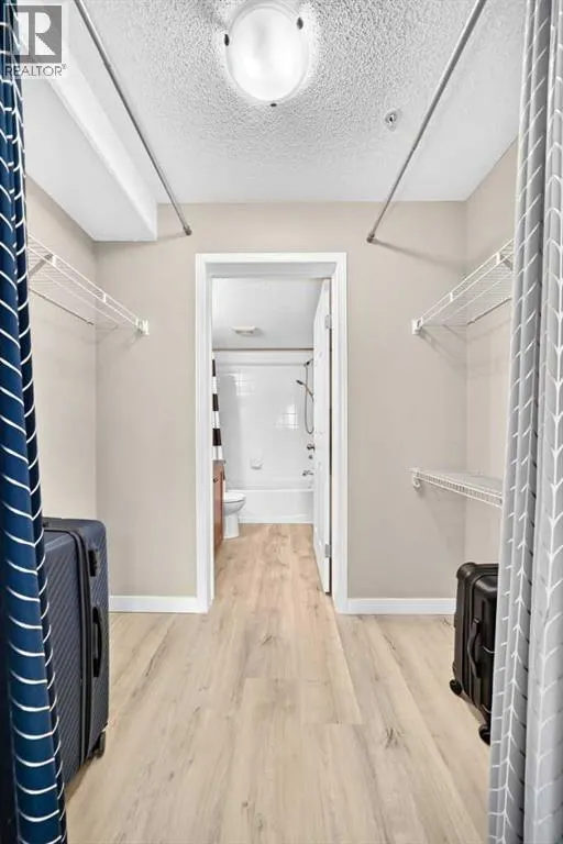 3116, 10 Prestwick Bay SE