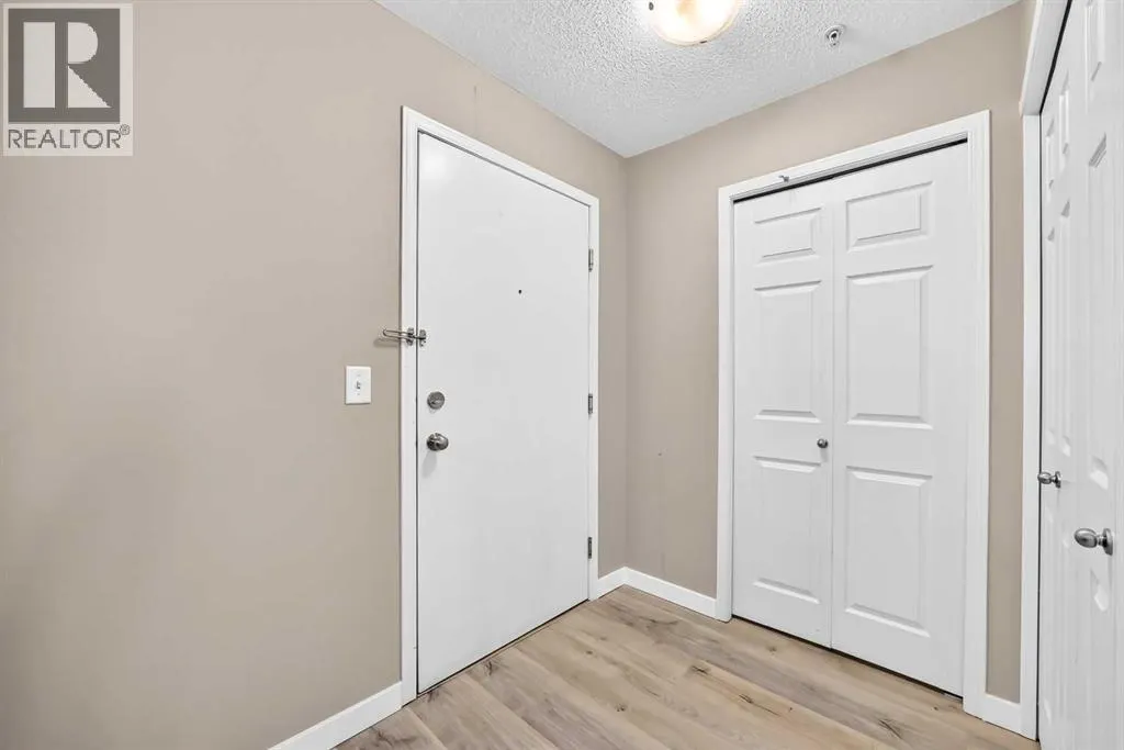 3116, 10 Prestwick Bay SE