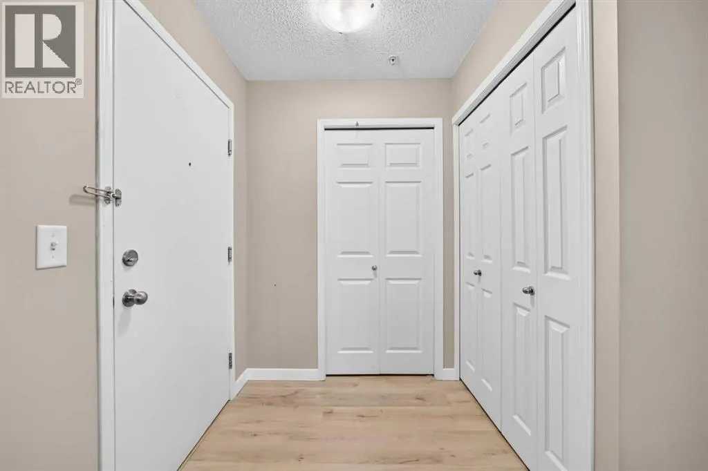 3116, 10 Prestwick Bay SE