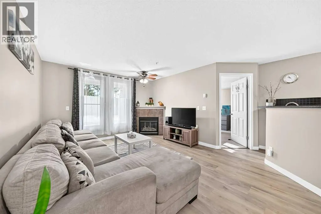 3116, 10 Prestwick Bay SE