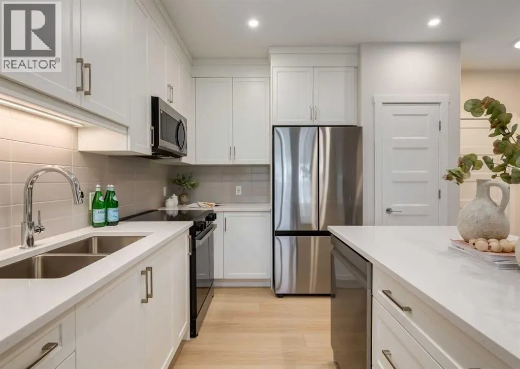 1203, 81 Arbour Lake View NW