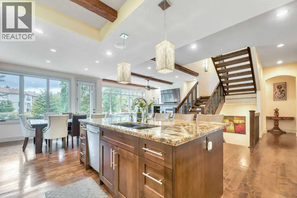 377 Evergreen Circle SW