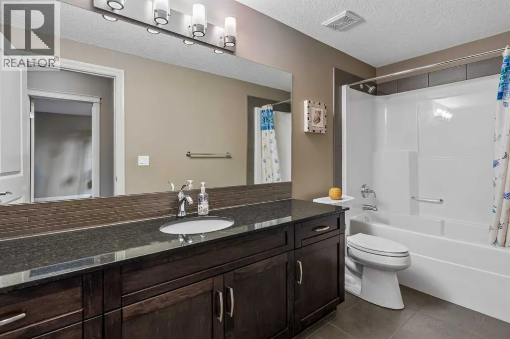 132 Aspenshire Drive SW