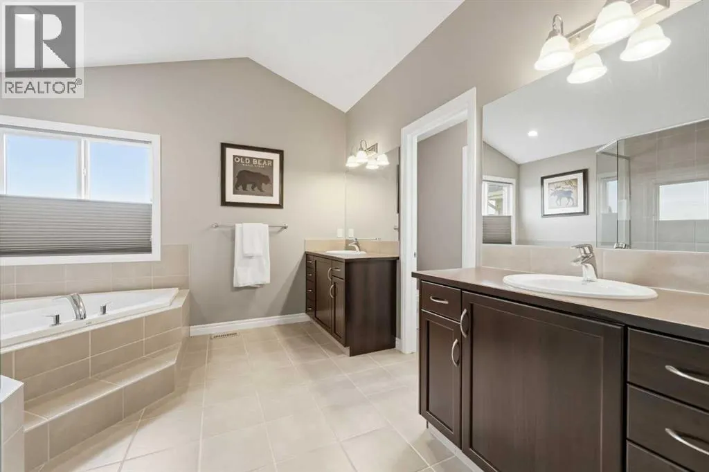 177 Cranarch Place SE