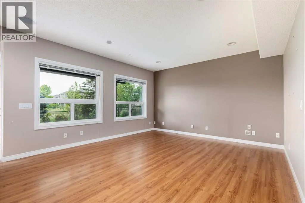 92 Everhollow Way SW