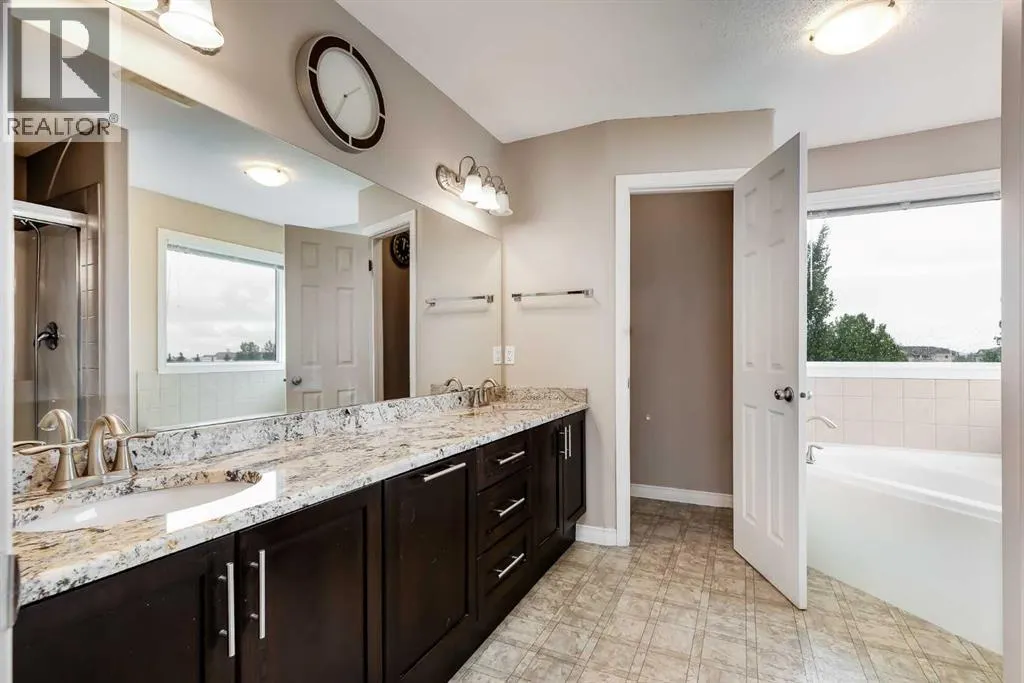 92 Everhollow Way SW